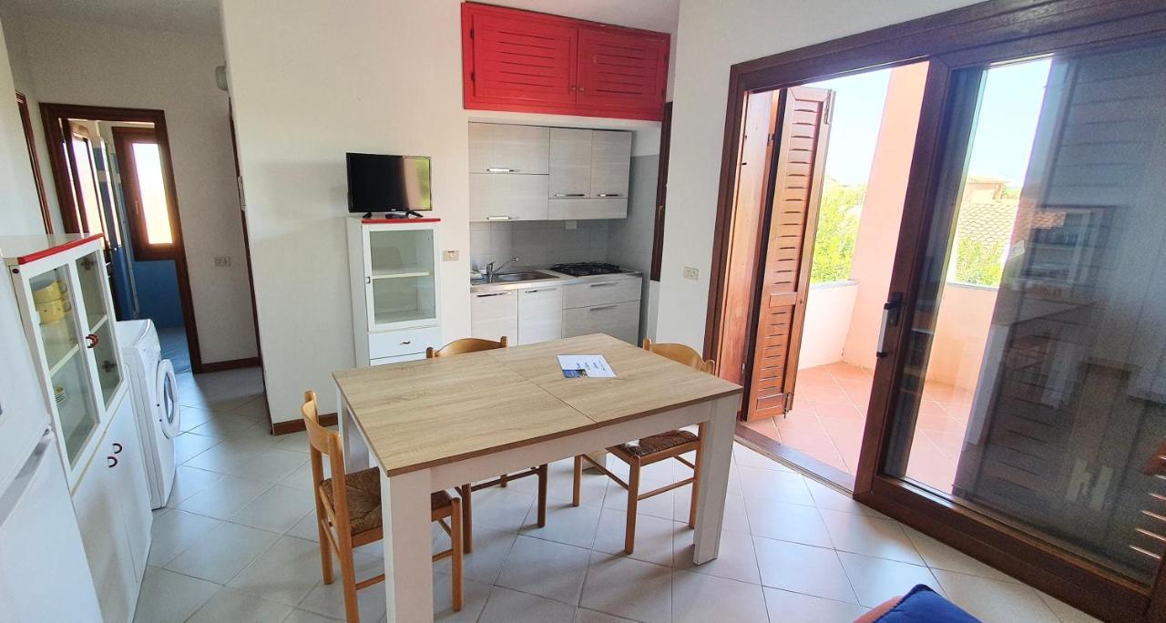 Iss Travel, Le Carrube Two Bedrooms Apartments With Air Conditioning Сан-Теодоро Экстерьер фото